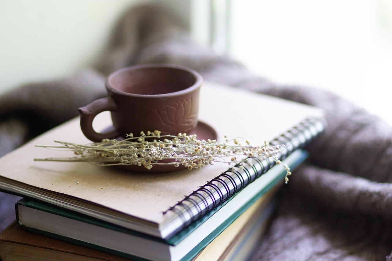 books-8067850_1280